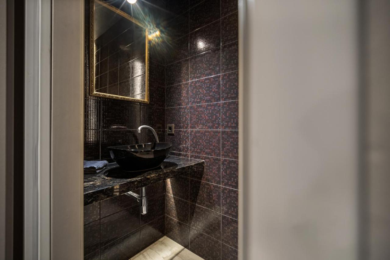 Secret Lounge - Cozy Studio With Sauna And Jacuzzi Vilnius Eksteriør bilde